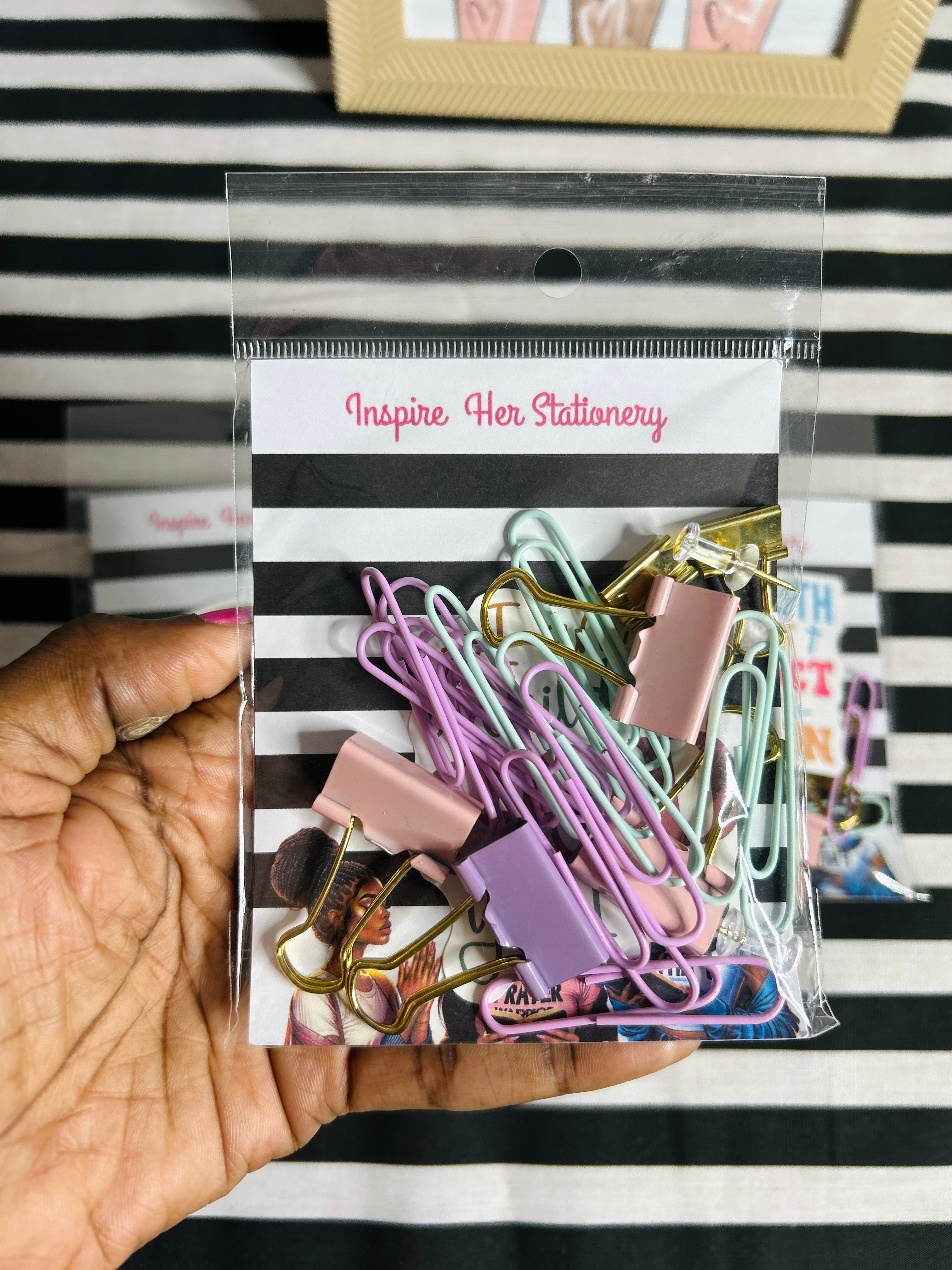Multi paper clip packet