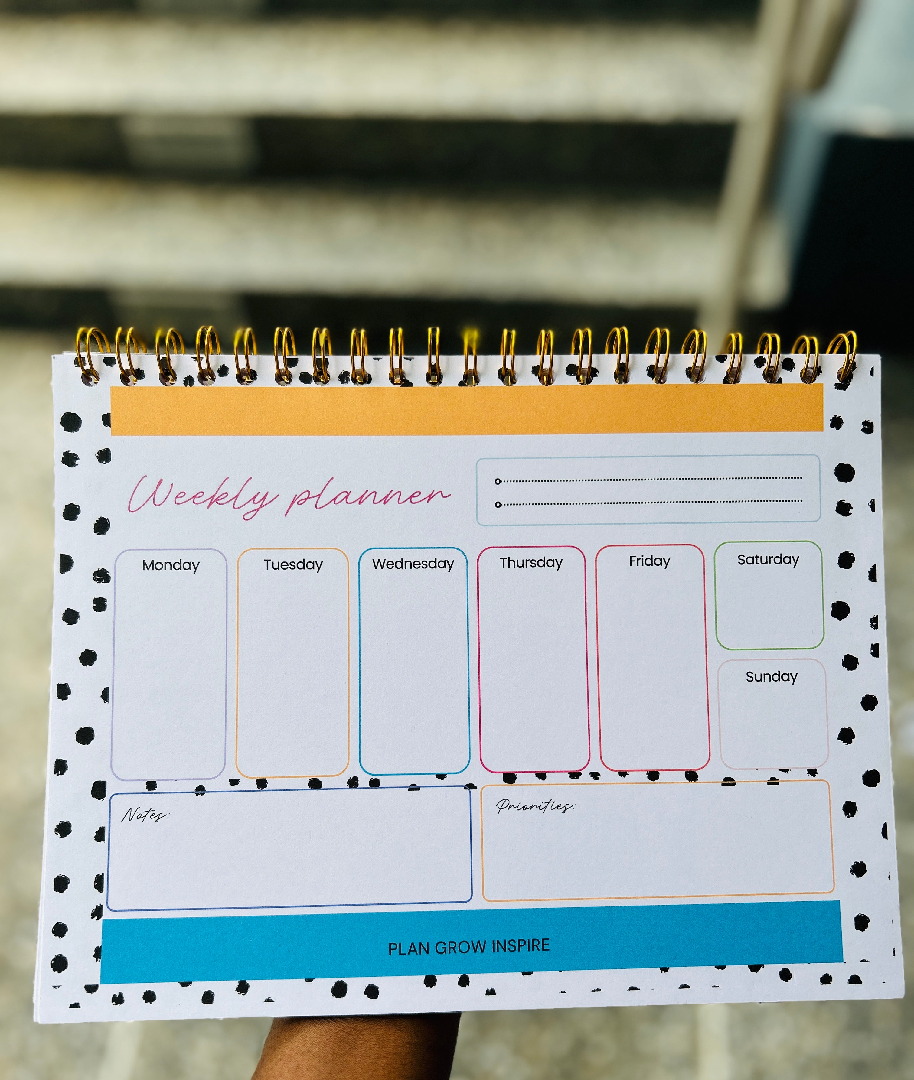 Weekly  pads